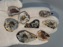 Load image into Gallery viewer, Mini Geode Half
